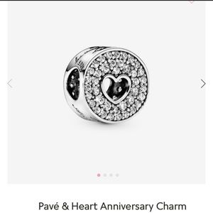 Pandora, Pave heart charm